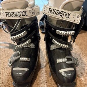 Rossignol Xena ski boots